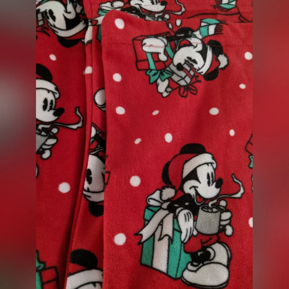 Disney Mickey Mouse Red PJ Loungewear Sleepwear Gift - Picture 3 of 12